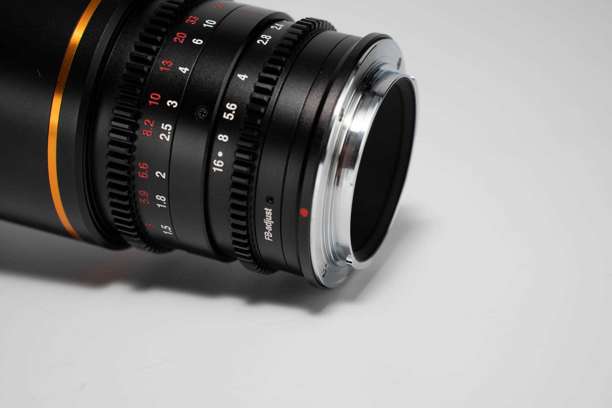 Nanomorph 65mm T2.4 1.5X S35 (Amber) L Mount - Afbeelding 5